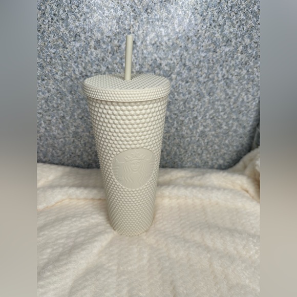 Starbucks Mexico Matte off white studded Venti tumbler - Picture 3 of 3